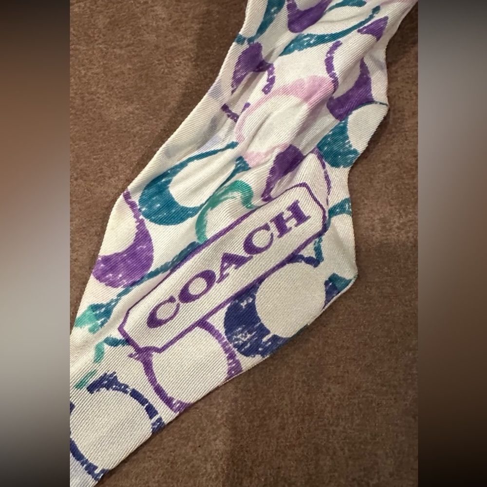 Vintage Hard to Find Silk Coach Skinny Scarf - Picture 3 of 7